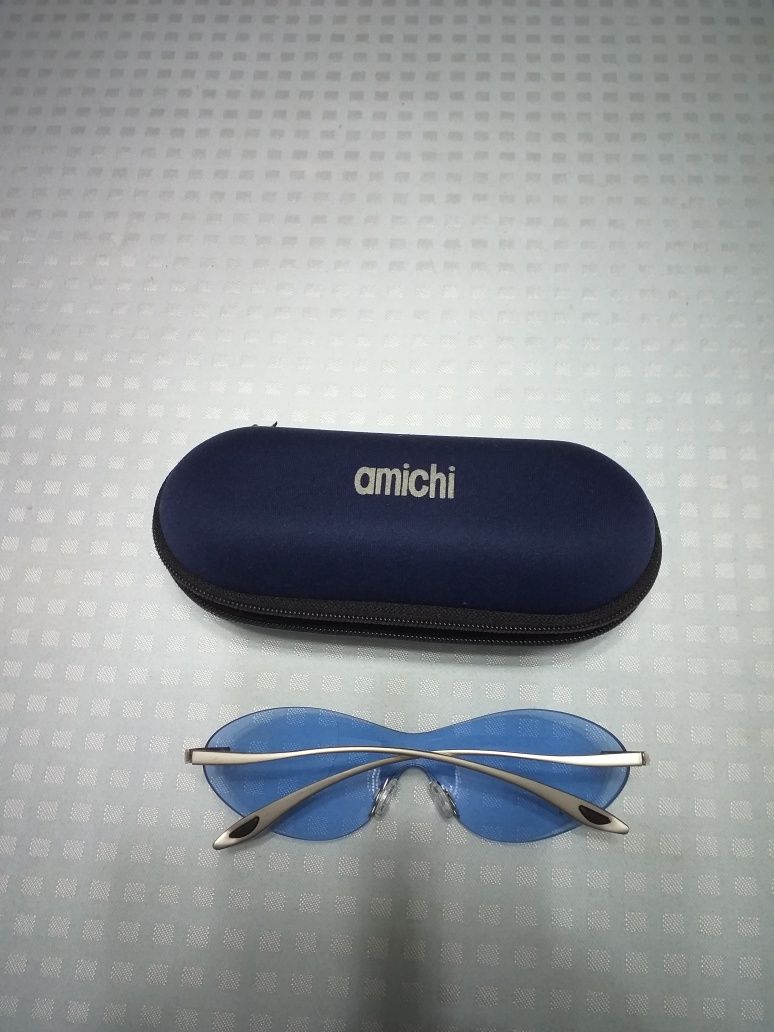 Oculos sol usados Amichi