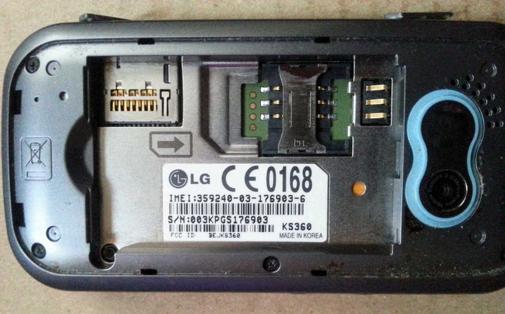 LG KS360 - Telefon bez Simlock,a