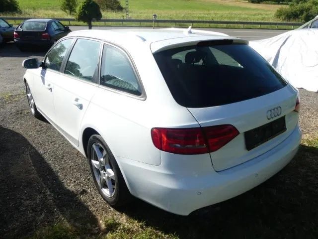 Audi A4 A4 B8 .2.0TDI 170KM NAWI PDC