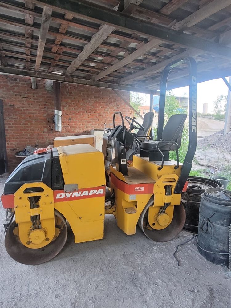 Коток дорожній DYNAPAC CC102