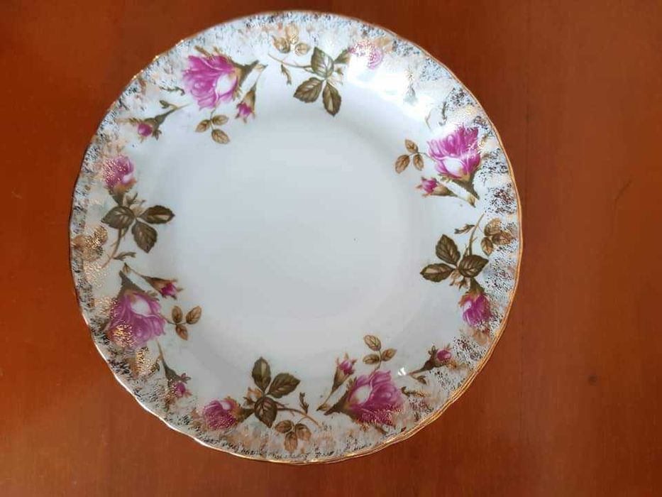 Porcela z fabryki Chodzież, fason Iwona