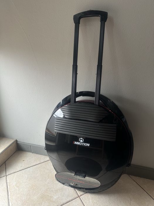 Monocykl elektryczny Inmotion V8 700 km gratisy dobry stan