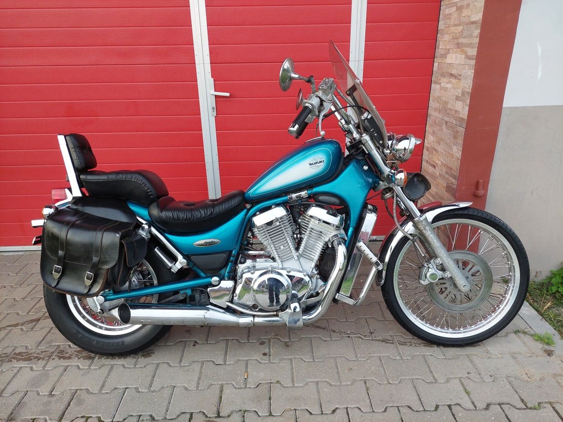 Suzuki vs 800 intruder