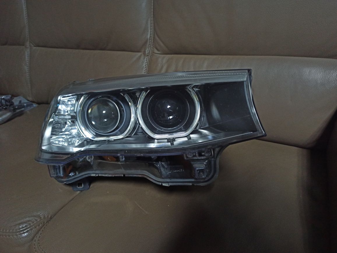Фара права bmw x3 F25 LCI поворотна