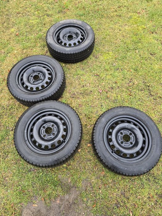 Koła, stalówki  15 4x114.3 volvo bardzo dobre opony zimowe
