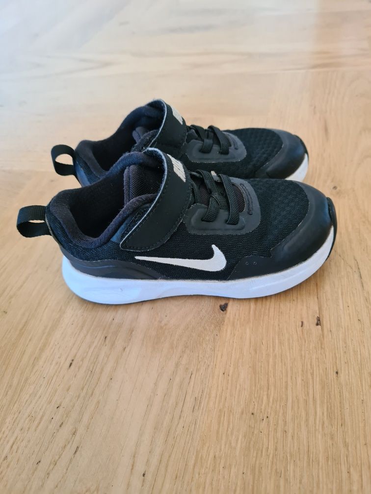 Nike Wearallday rozmiar 25