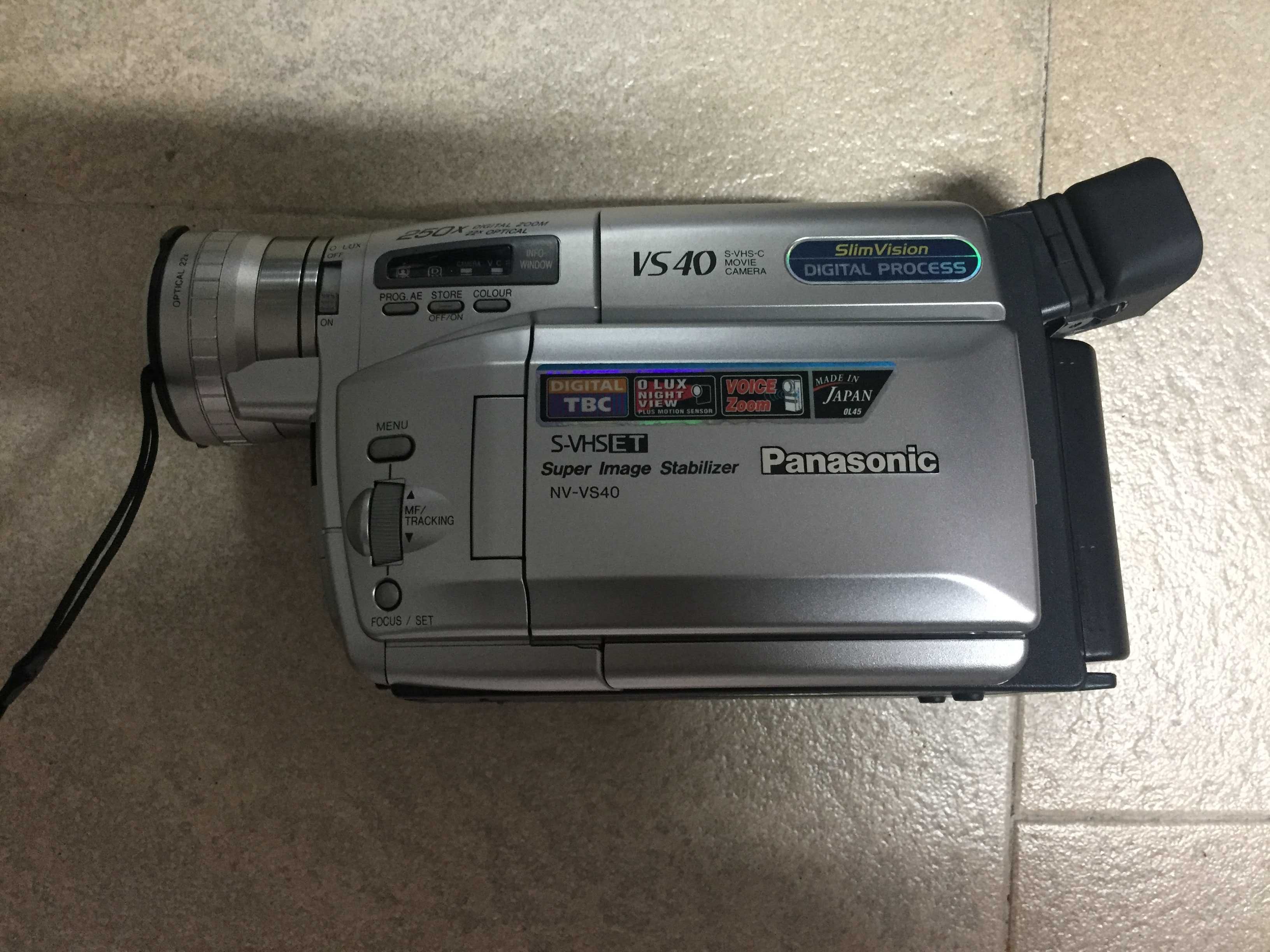 Máquina de filmar PANASONIC