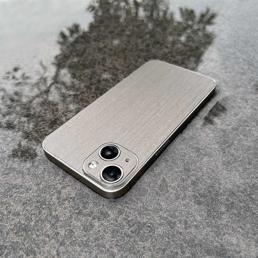 Захисна плівка Brushed Aluminium на задню панель / частину смартфона