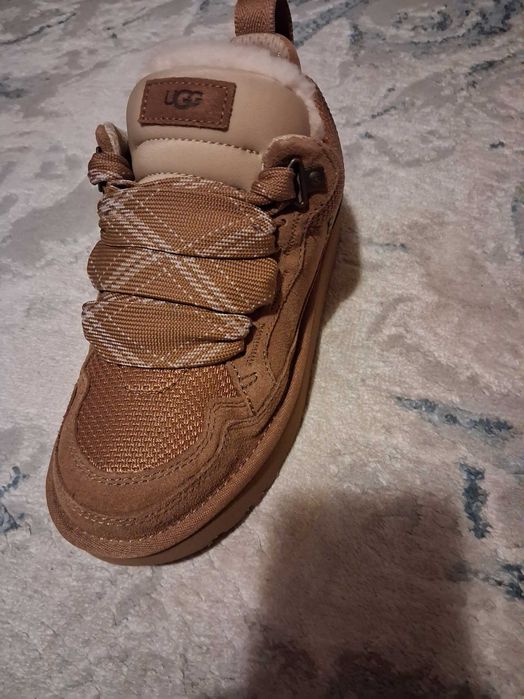 Botas UGG novas com etiqueta