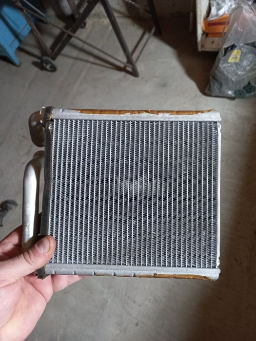 Радіатор пєчки пассат б6