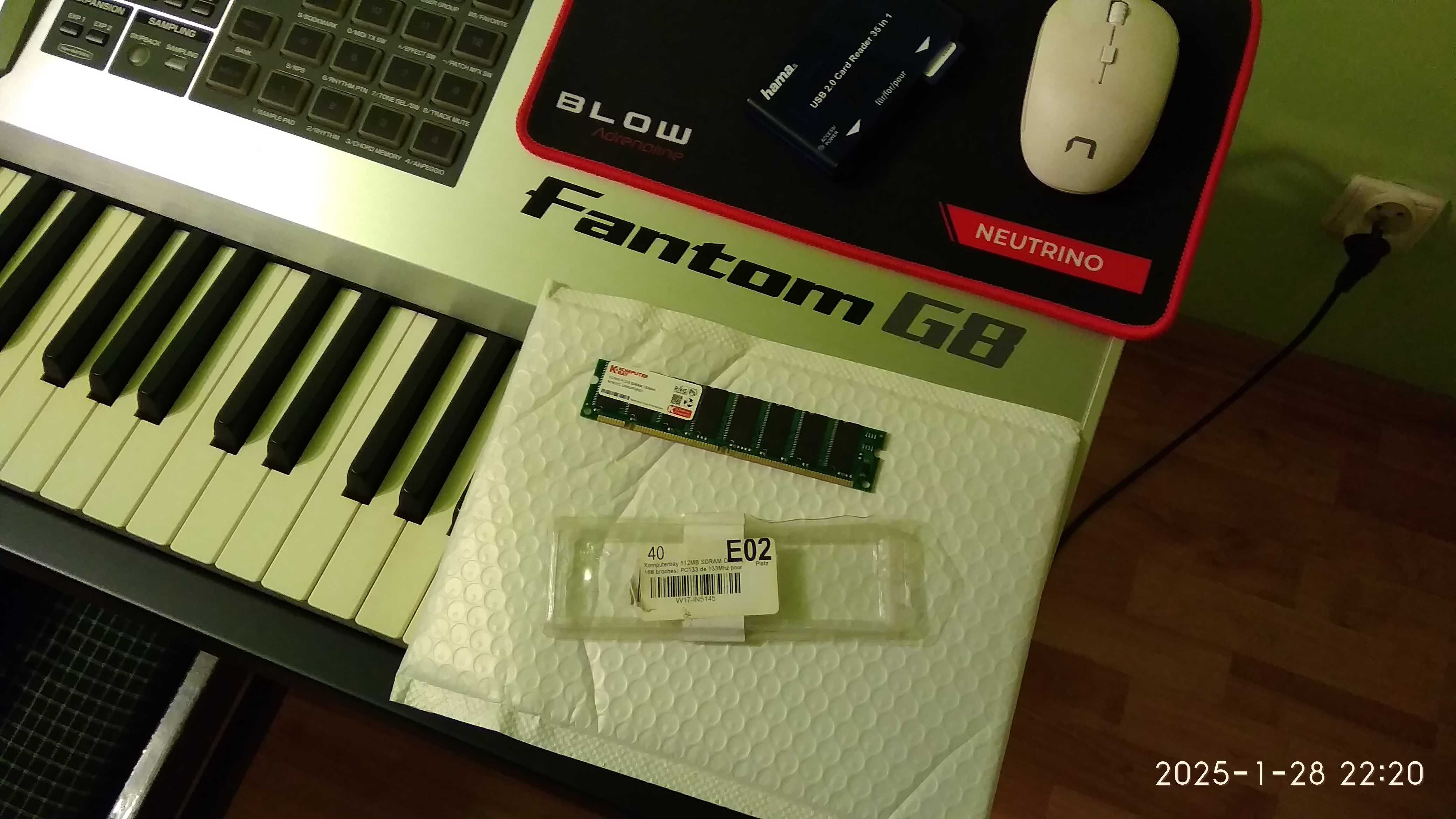 SDRAM   512 MB - nowa Roland Fantom