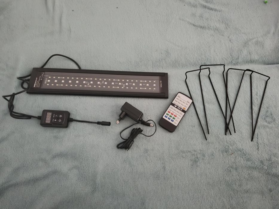 Lampa akwariowa , oświetlenie LED RGB+W regulowany tryb 24/7 NICREW