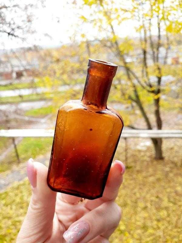 1900-е! Антикварная бутылочка пузырек флакон коньячное стекло аптека