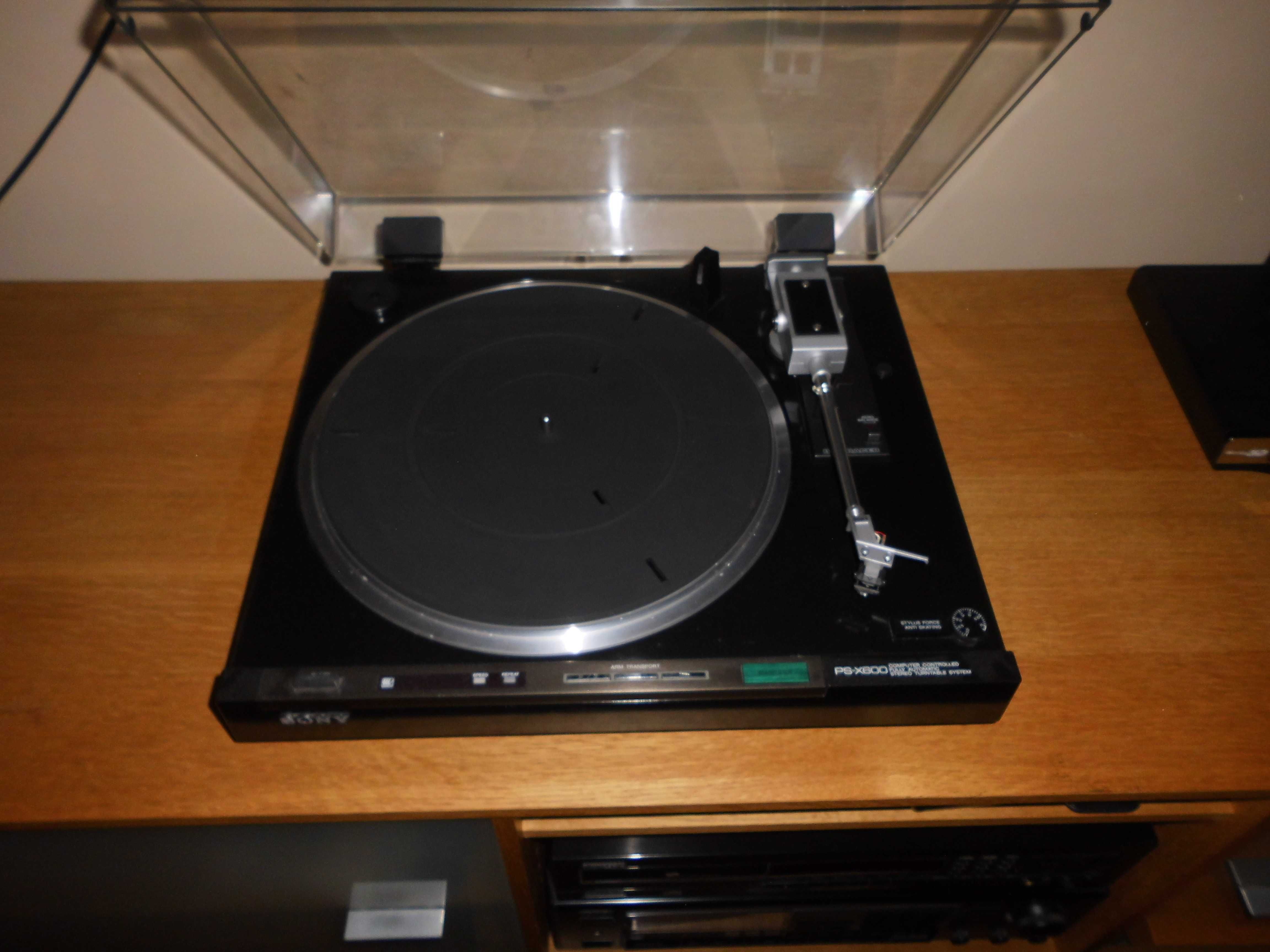 Gramofon SONY PS X 600 z SHURE V