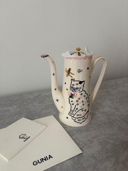 Чайник від бренду Gunia