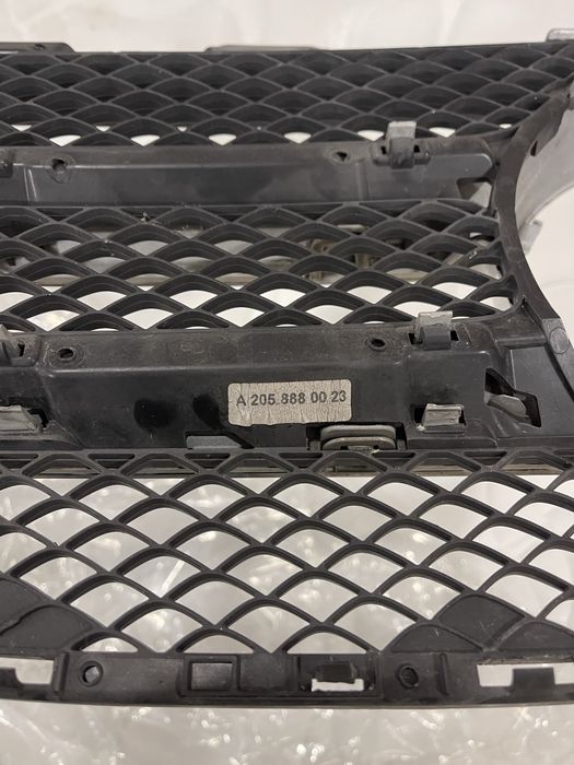 Grelha Original Mercedes w205