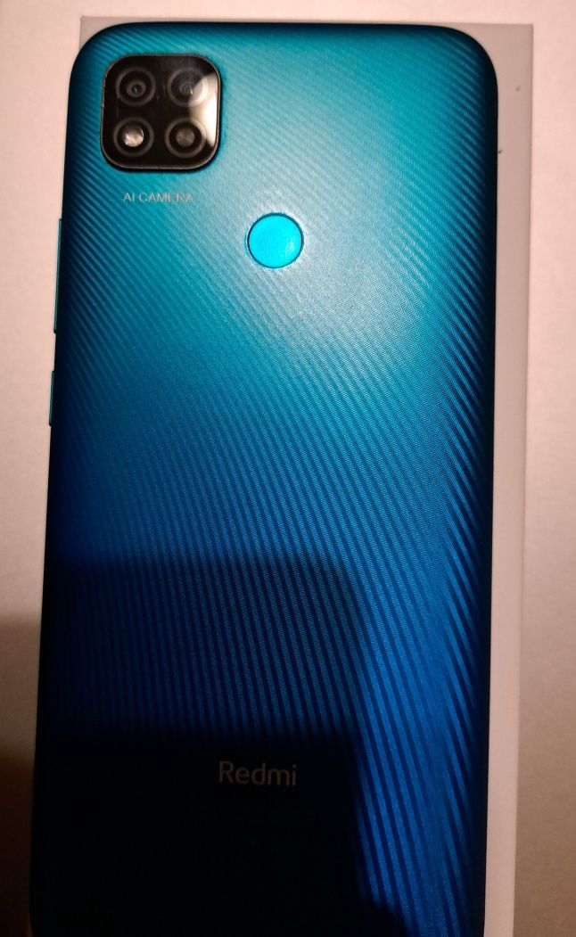 Продам недорого  телефон REDMI 9C 3/64 NFC