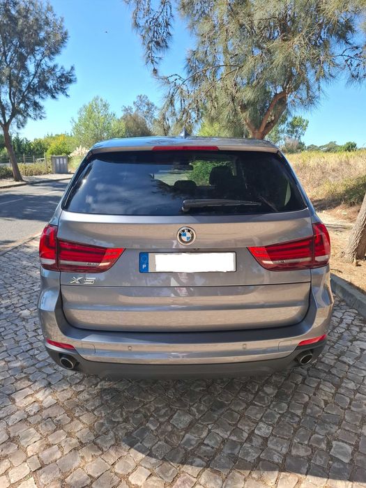 BMW  X5 25d sDrive Confort 7 L