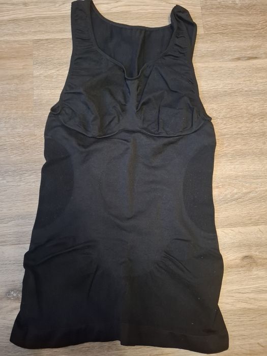 Bezszwowa bielizna modelująca