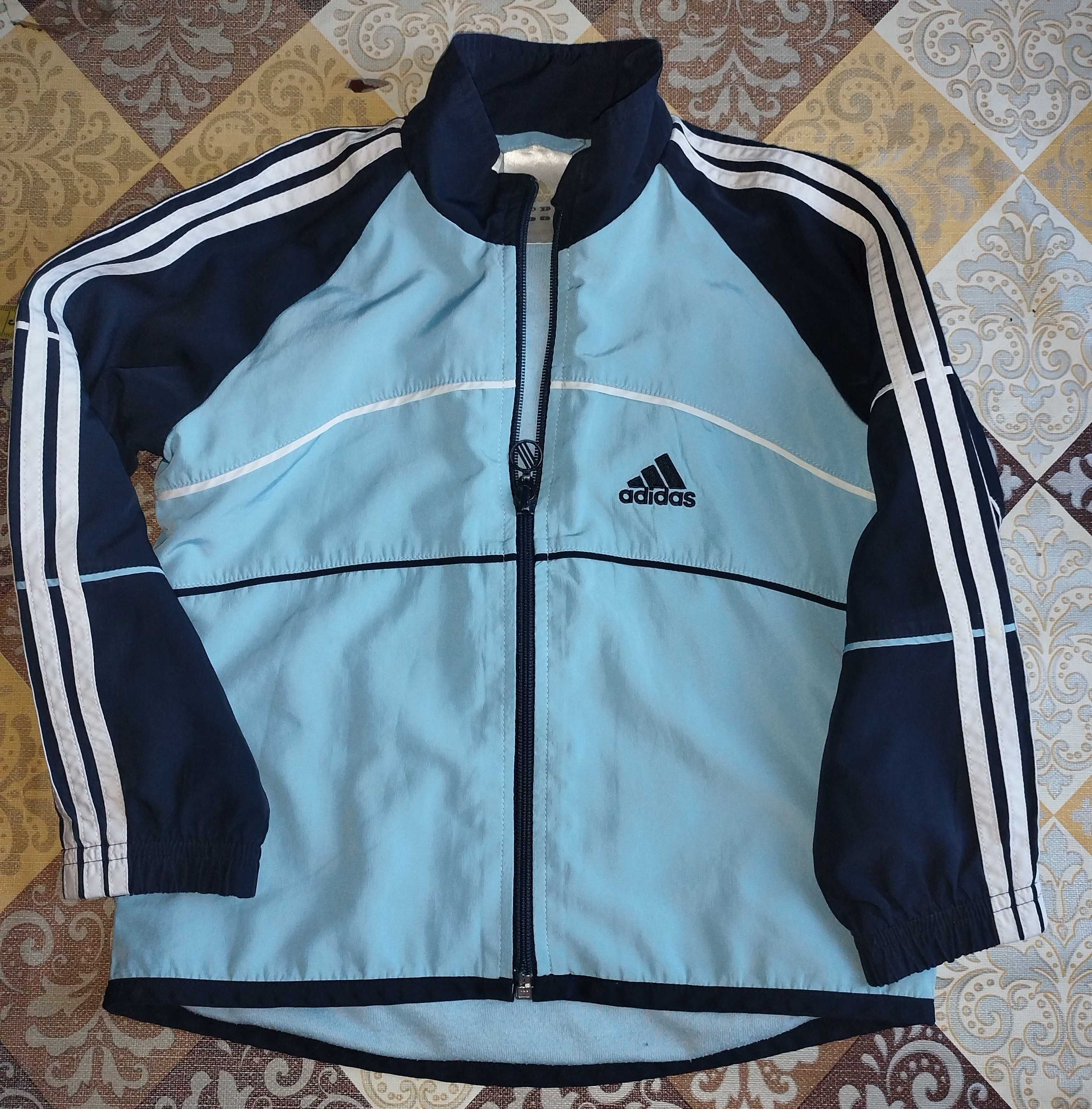 Lekka, cieniutka kurteczka/ bluza adidas