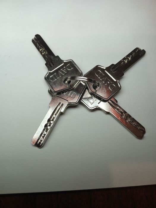 Замок,  навесной.