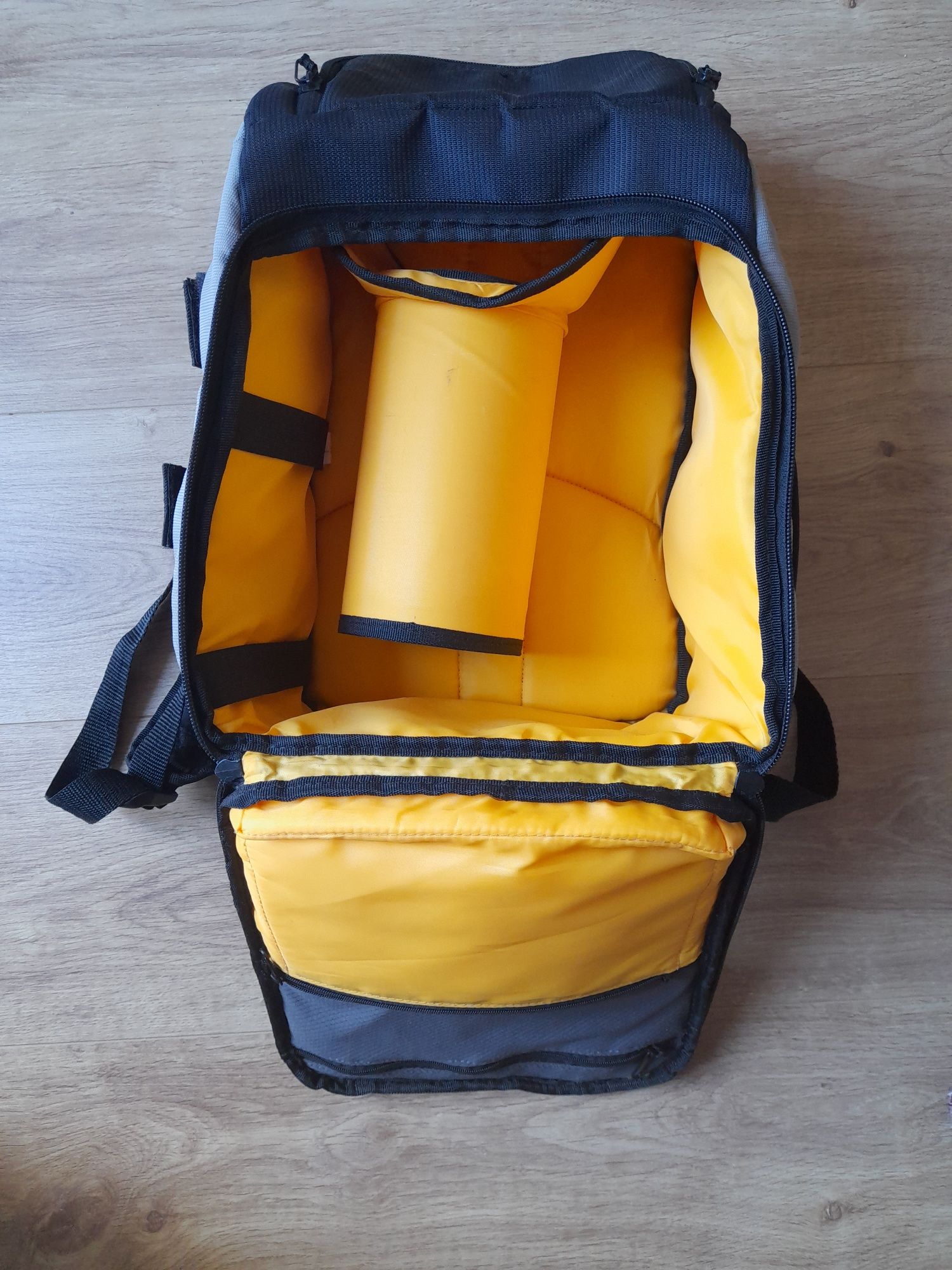 Back Pack camera bag - case logic