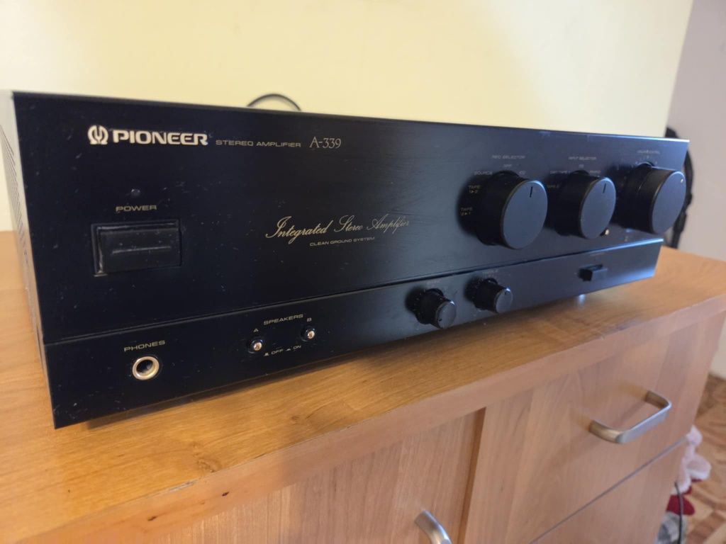 Wzmacniacz Pioneer A339