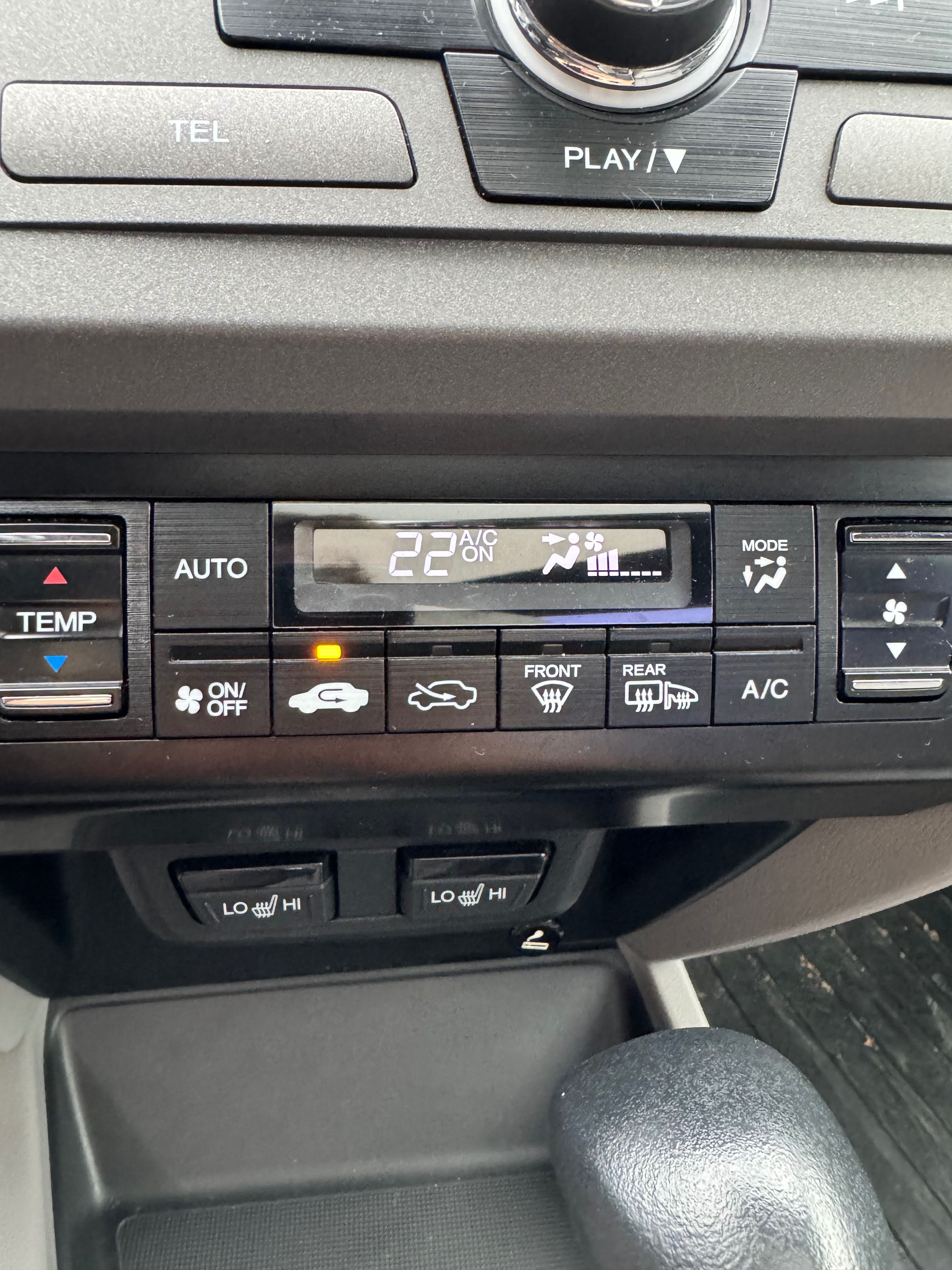 Honda Civic 9 2012 1.8 автомат