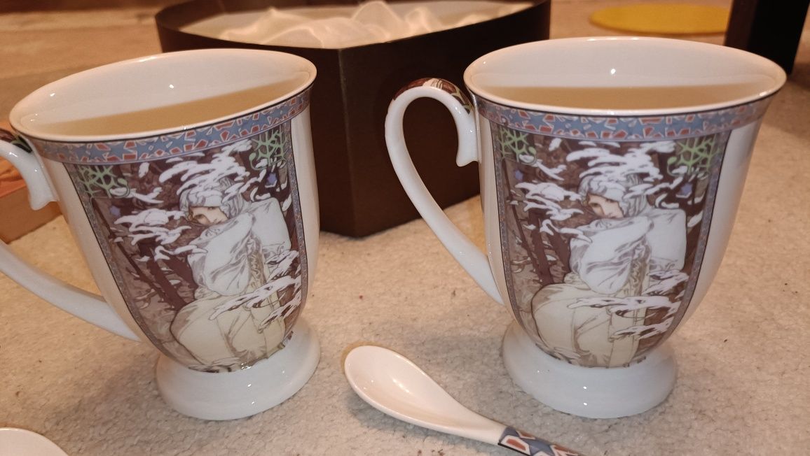 Dwie filiżanki z porcelany Queen Isabell

KOLEKCJA LIMITO