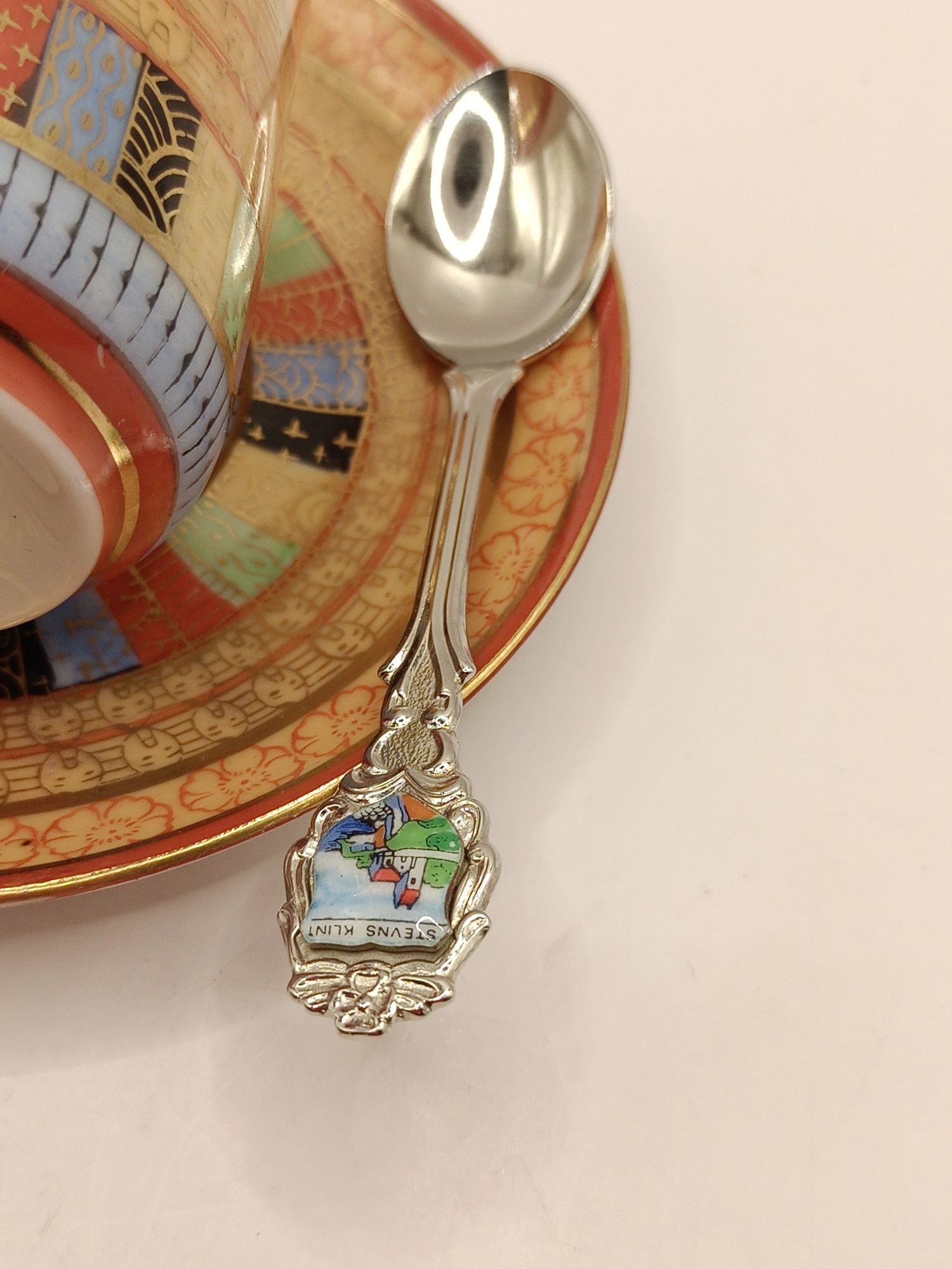 Przepiękna porcelana filiżanka i spodek do tego łyżeczka
