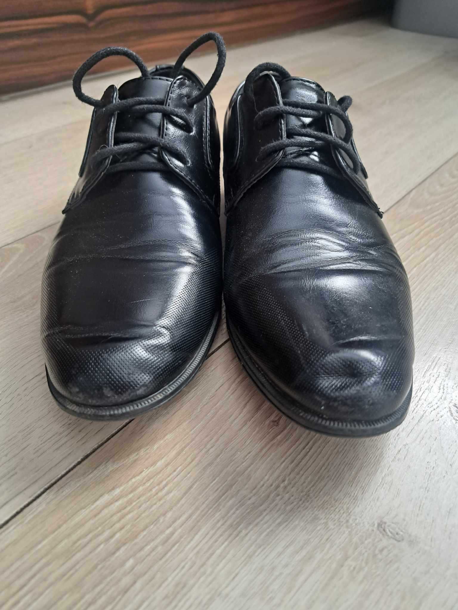 Buty chłopiec komunia r. 34