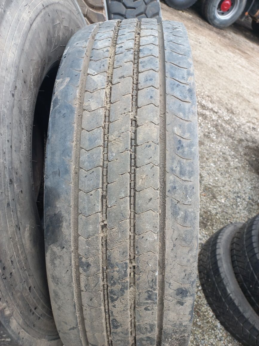 Opony 315 80 R22.5 Bridgestone.