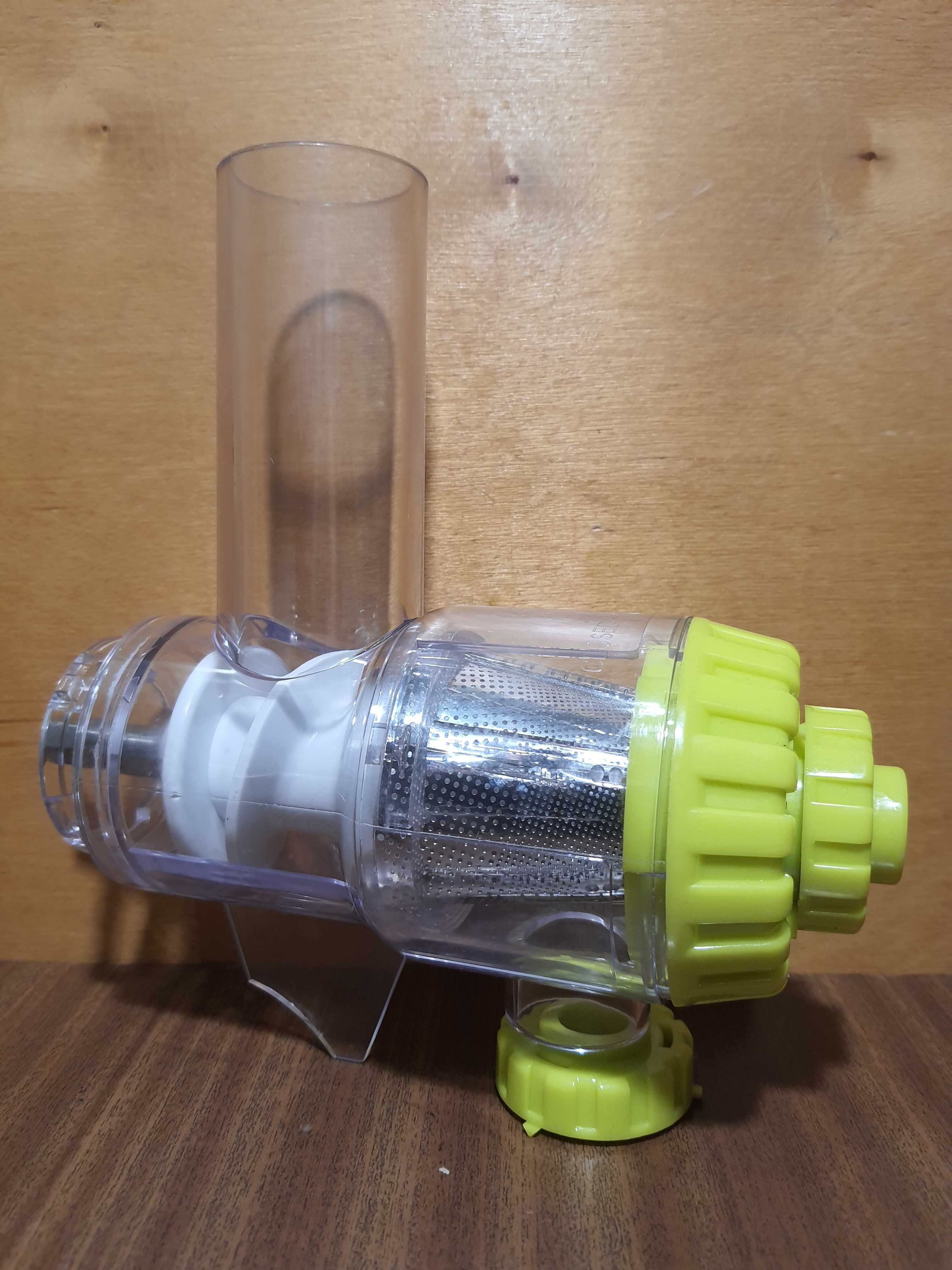 Шнековая соковыжималка  ZELMER  ZMMA 101 W.