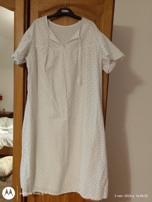 Жіноча спальна сорочка і халат