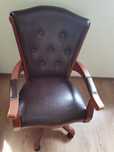 Fotel DFOT Bawaria biurowy skórzany drewniany Black Red White BRW.