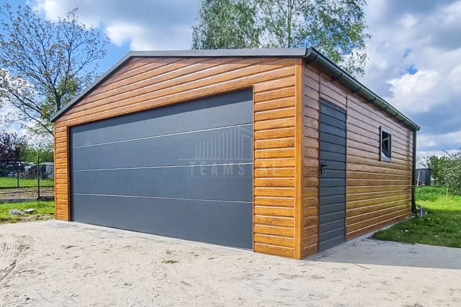 Garaż Blaszany 6,5x6m Brama segmentowa drzwi okno rynny TS753