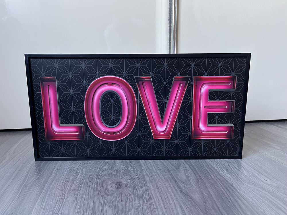 Картина Love з підсвіткою
