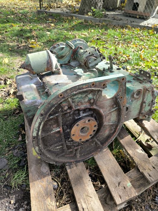 Silnik PERKINS 4 cylindry