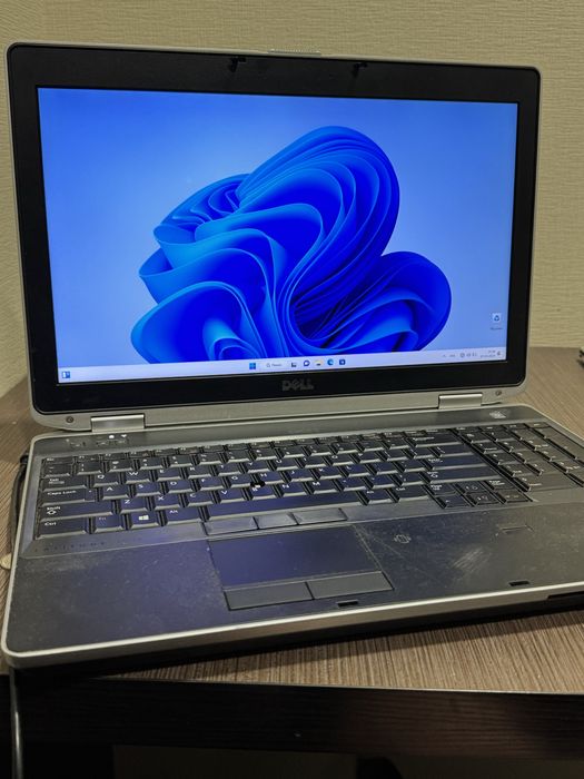 Ноутбук Dell-E6530 corei7,16гиг,ssd240