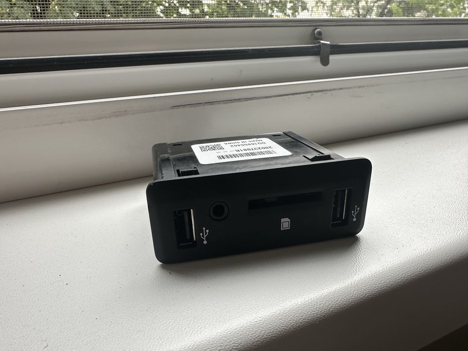 USB блок Renault
