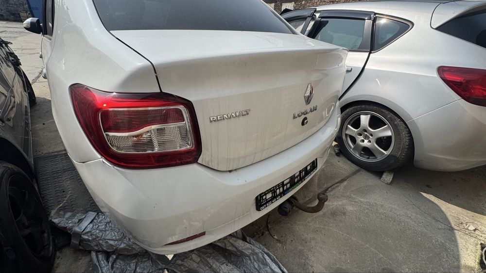 Renault Logan 2013 1,2г/б
