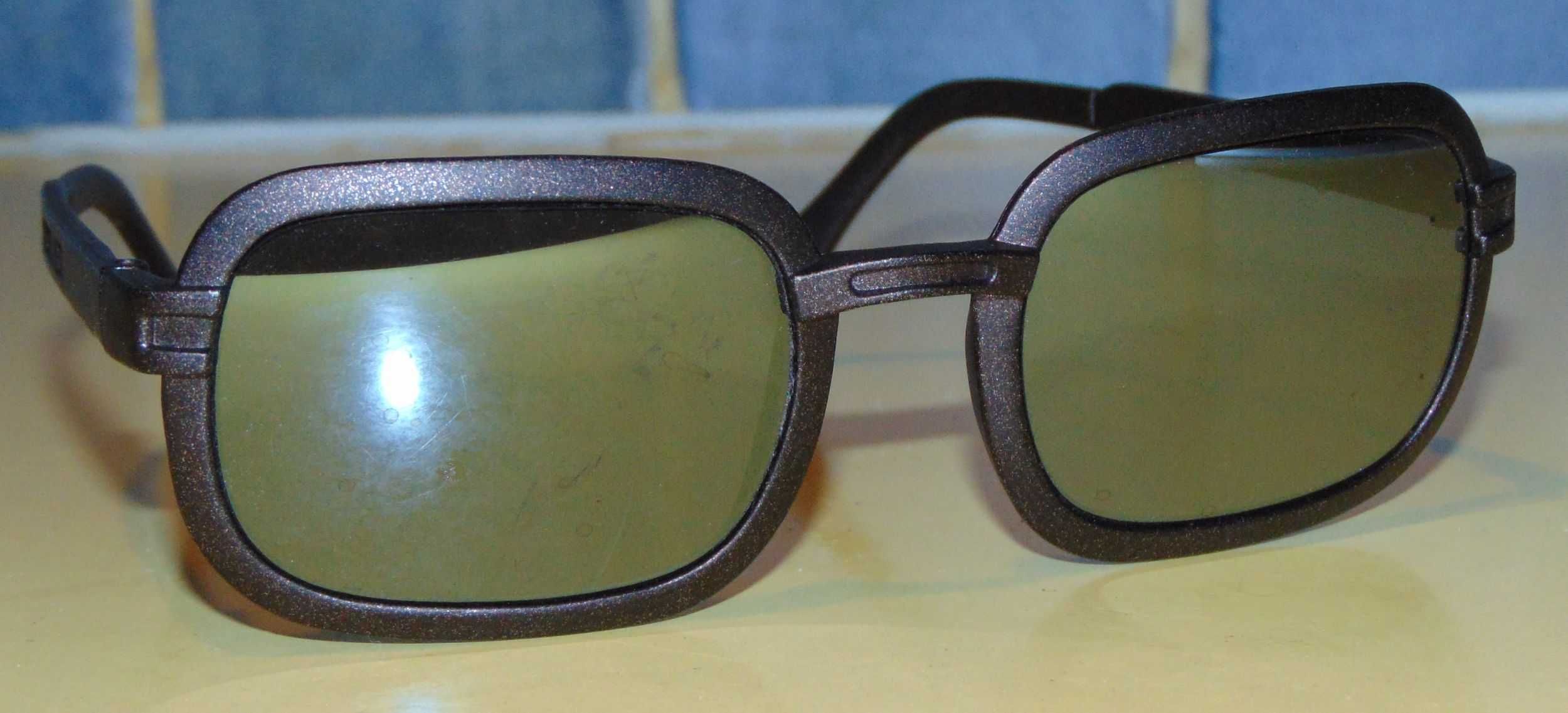 Damskie stylowe okulary przeciwsłoneczne brązowe