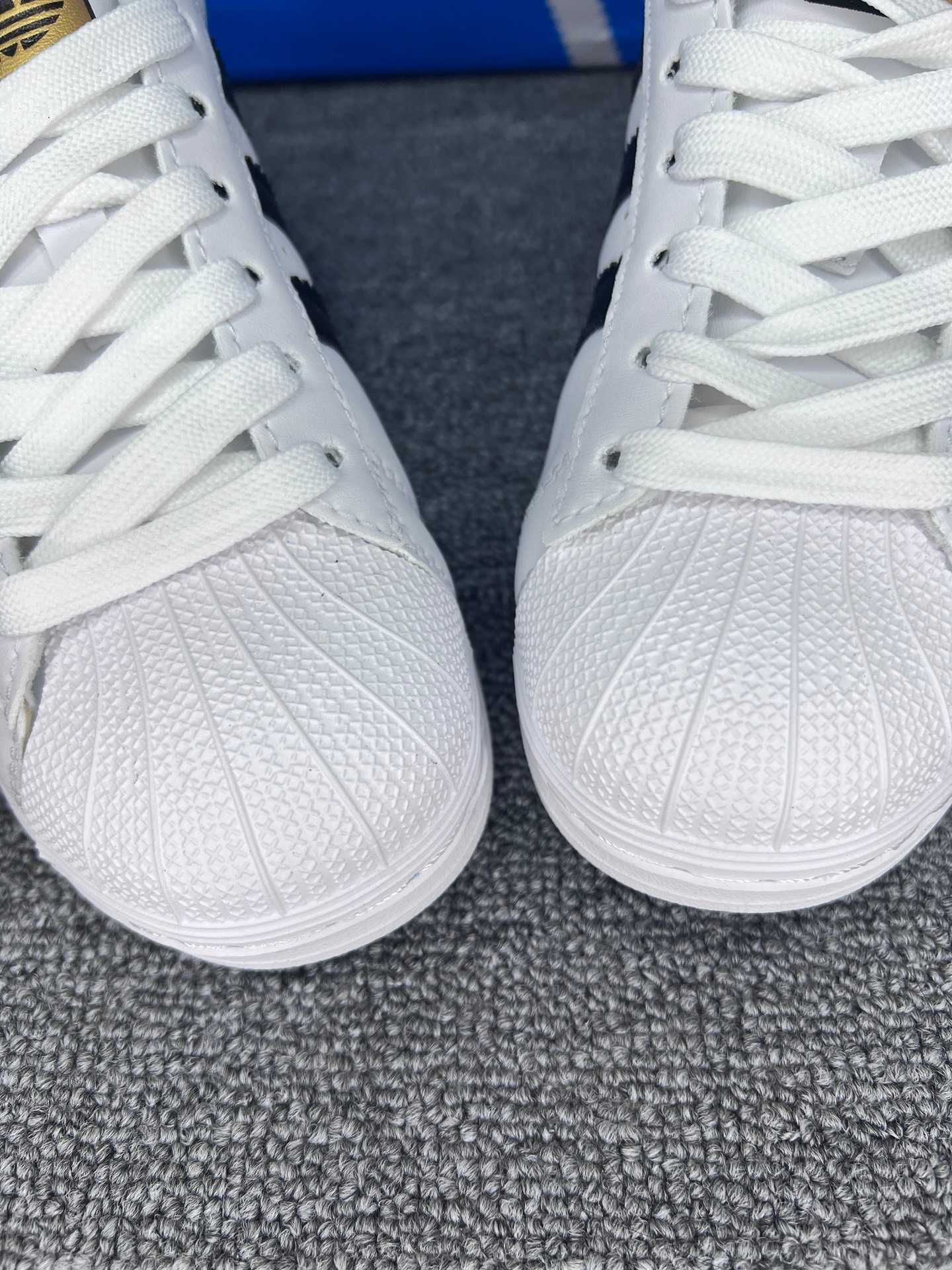 Buty damskie Trampki adidasSuperStarBiały r.39