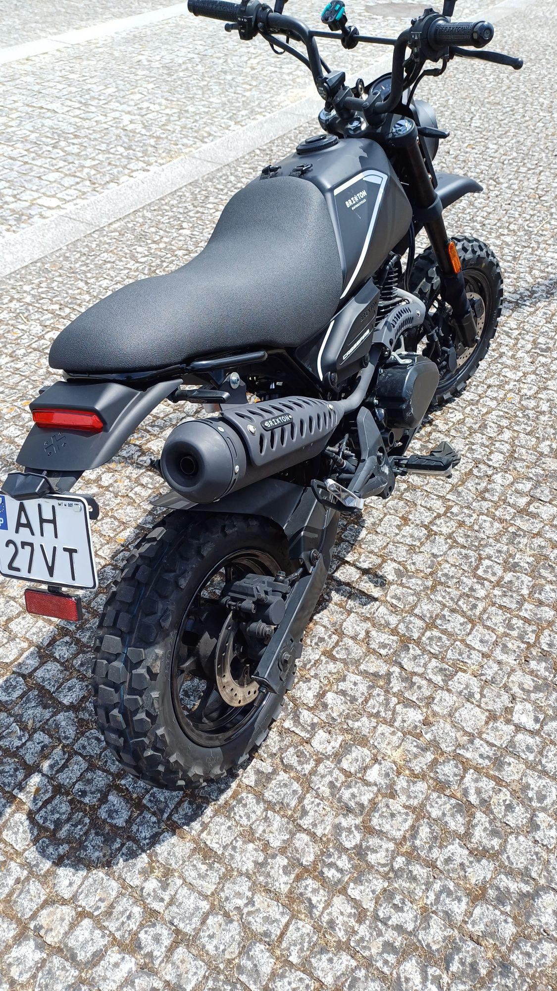 Brixton Crossfire XS 125