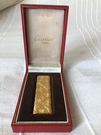 Isqueiro Cartier anos 40 Ouro