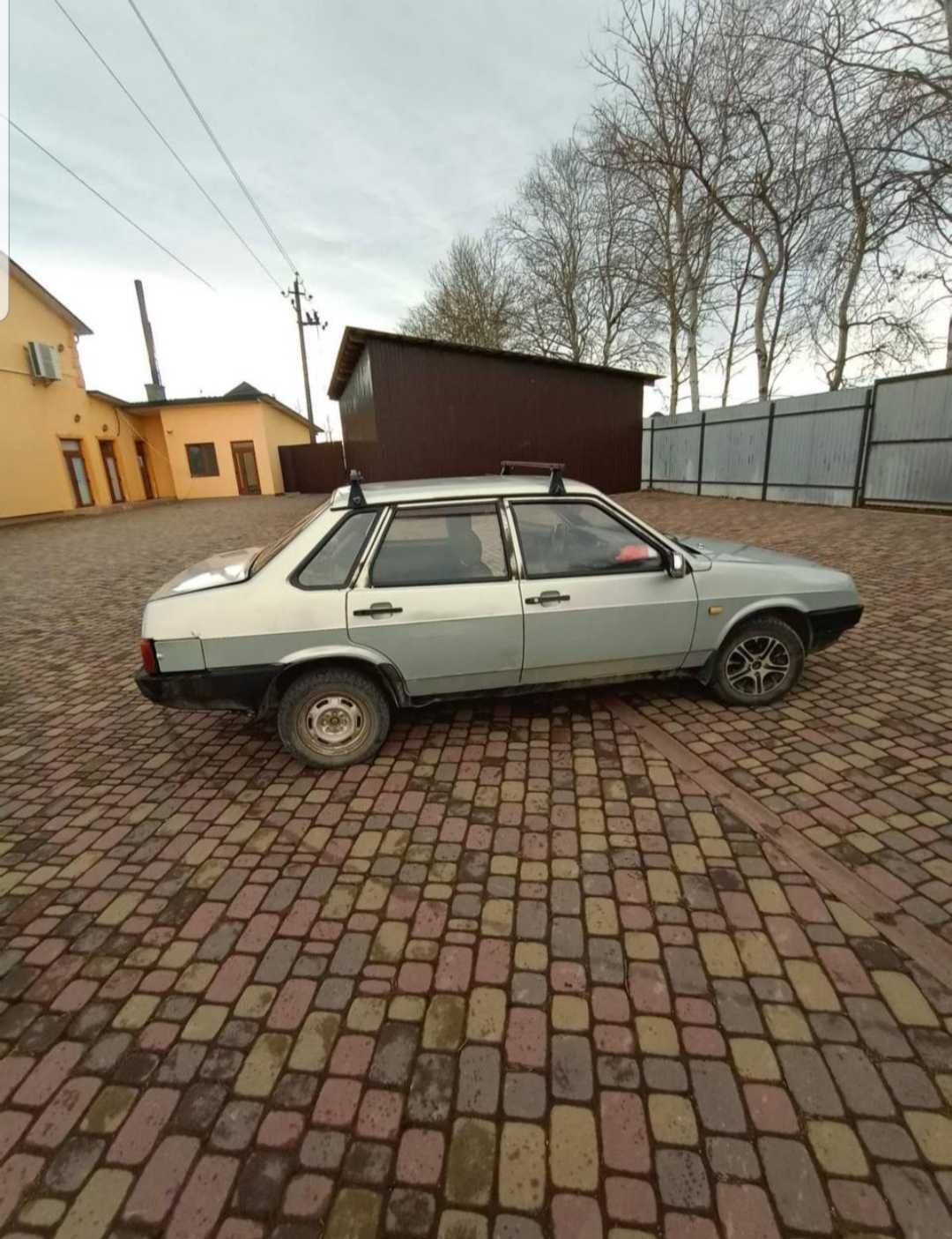 ВАЗ/Lada   21099