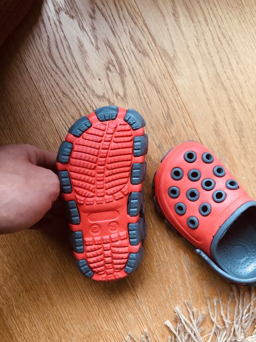 Buyki typu crocs 25