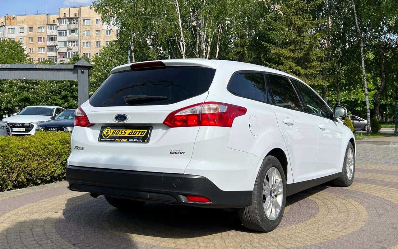 Ford Focus 2011 року