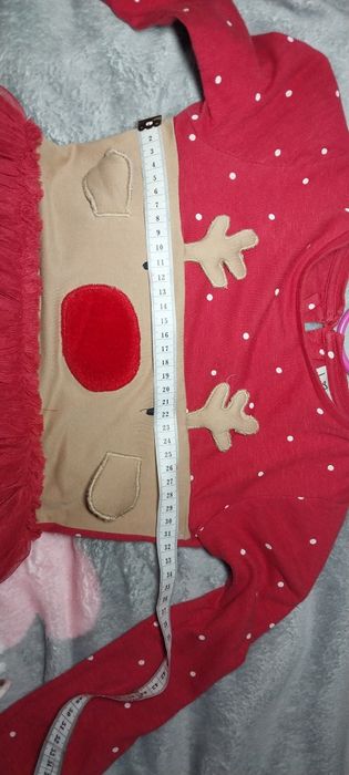 Продам новорічну сукню на дівчинку 4 років