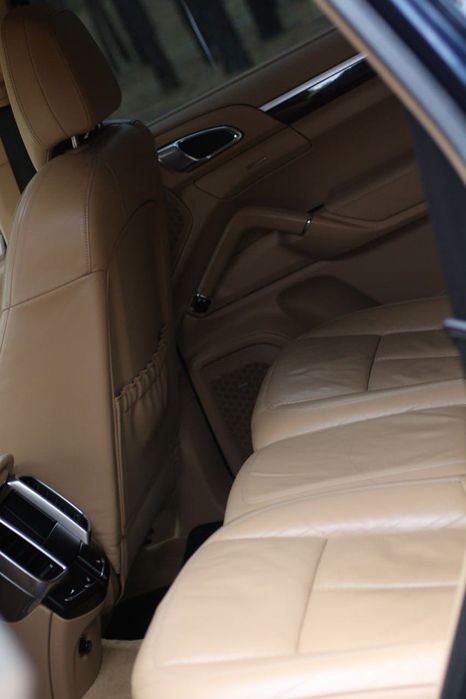 Porsche Cayenne 2011 3.6